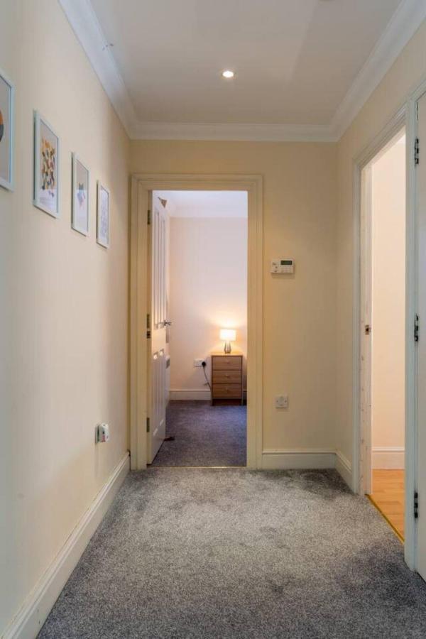 Godwin Court Apartments Swindon Zewnętrze zdjęcie