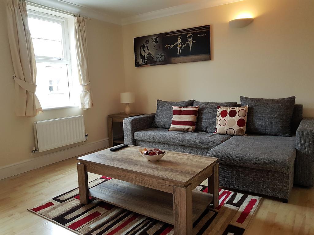 Godwin Court Apartments Swindon Zewnętrze zdjęcie